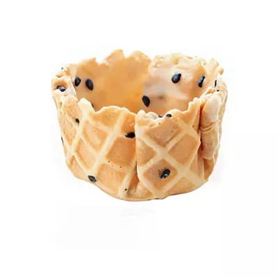 Savoury sesame basket