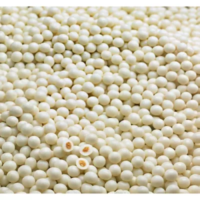Opalys white chocolate-coated crunchy pearls