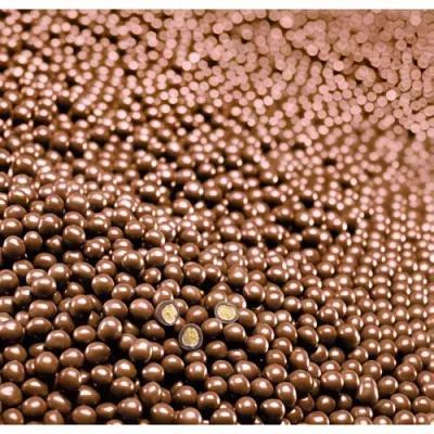 Caramélia milk chocolate-coated crunchy pearls