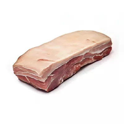 Squared pork belly with rind